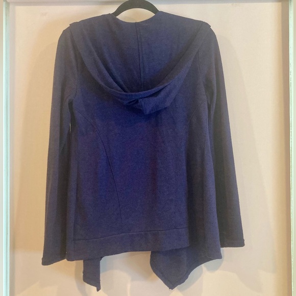 Old Navy Active Cardigan - Picture 3 of 5